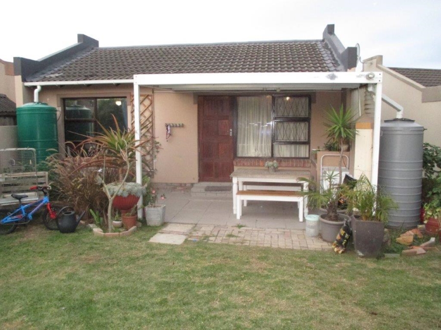 2 Bedroom Property for Sale in Kabega Park Eastern Cape